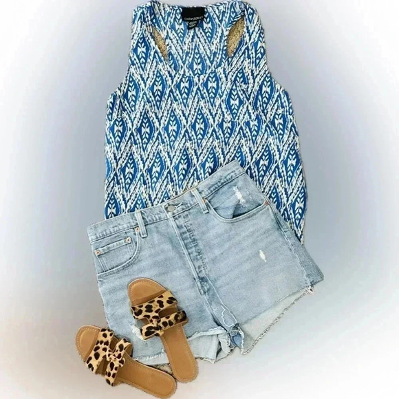 Cynthia Rowley royal blue and white print rayon tank w racerback. Size L. Rayon - Picture 6 of 6